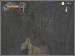 Skieruj sie do identycznego portalu (dodatkowo znajdziesz tu kryształ) i uruchom maszynerię - SURPRISE ATTACK | CIEMNA STRONA | Enclave - Enclave - poradnik do gry