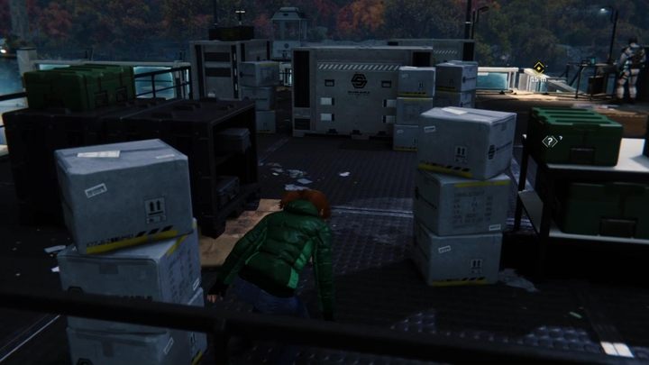 Idźcie schodami do góry i zrzućcie kolejną skrzynkę z narzędziami - Marvels Spider-Man: Nieproszony gość (Uninvited) - solucja, opis przejścia - Marvels Spider-Man - poradnik do gry