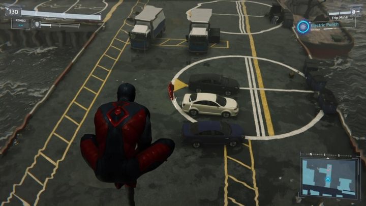 Schemat zniszczenia trzeciego urządzenia jest identyczny - udaj się na dach i pokonaj wrogów - Awaria sieci - Solucja Marvels Spider-Man - Marvels Spider-Man - poradnik do gry