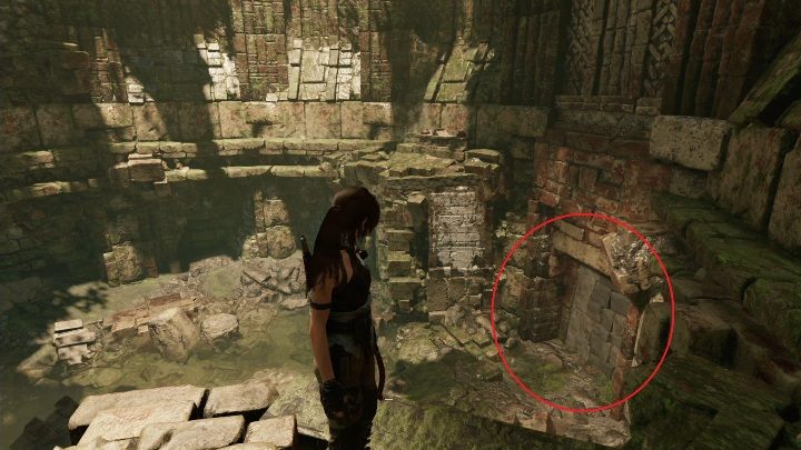 Na samym dole pomieszczenia znajduje się zablokowane przejście - zaznaczone na screenie poniżej czerwonym kolorem - Krypty - Ukryte Miasto w Shadow of the Tomb Raider - Shadow of the Tomb Raider - poradnik do gry