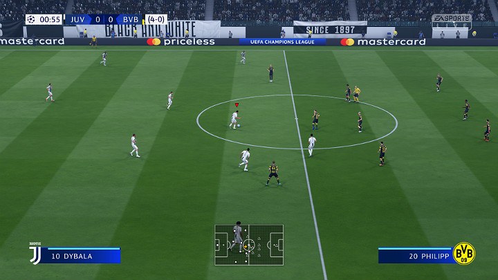 W trakcie rozgrywania piłki w grze FIFA 19 nie może dojść do sytuacji w której zawodnik z piłką stoi w miejscu - Poruszanie się po boisku, sprint w FIFA 19 - FIFA 19 - poradnik do gry