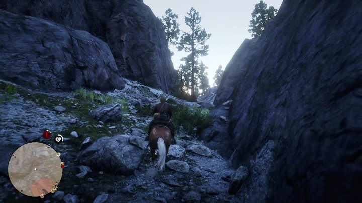 Aby dostać się do kości musisz pierw wjechać konno na górę - Red Dead Redemption 2: Kości dinozaurów - Sekrety i znajdźki - Red Dead Redemption 2 - poradnik do gry