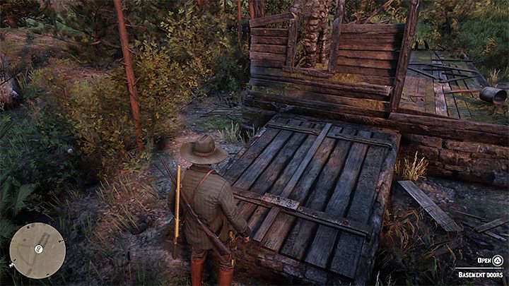 Kryjówka zabójcy to pokazana na powyższych obrazkach zniszczona chatka Luckys Cabin, która znajduje się w niewielkiej odległości na zachód od Valentine - Red Dead Redemption 2: Amerykański sen - opis przejścia, mapa, porady - Red Dead Redemption 2 - poradnik do gry