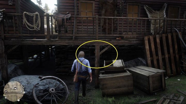 Zanim wjedziesz do sklepu zerknij w okno do piwnicy - Red Dead Redemption 2: Napady na sklepy - jak obrabować? Lista, lokacje, mapy - Red Dead Redemption 2 - poradnik do gry