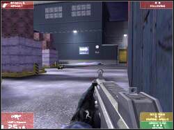 Na pierwszych wrogów wpadniesz niemal natychmiast a konkretnie po dotarciu do widocznego na screenie miejsca - Zadanie 4 - OPIS PRZEJŚCIA - Tom Clancys Rainbow Six 3: Raven Shield - poradnik do gry