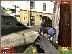 Kolejne ważne miejsce to okoliczny sklepik, w którym znajduje się dwóch lub nawet trzech wrogich agentów - Zadanie 8 - OPIS PRZEJŚCIA - Tom Clancys Rainbow Six 3: Raven Shield - poradnik do gry