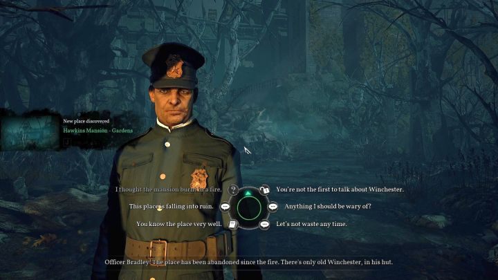 Rozdział rozpoczyna się od rozmowy z Oficerem Bradleyem. - Rozdział 3 - Ogrody w posiadłości rodziny Hawkins | Solucja Call of Cthulhu - Call of Cthulhu - poradnik do gry