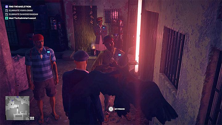 To jeszcze nie wszystko - pozbądź się z inwentarza wszystkich broni i innych zakazanych przedmiotów (noże itp - Zadania fabularne w misji Pościg za zjawą | Hitman 2 - Hitman 2 - poradnik do gry