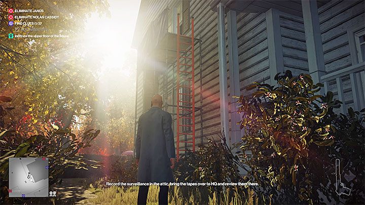 Przeskocz przez płot żeby znaleźć się na tyłach posiadłości - Gdzie znaleźć trzy wskazówki w Zatoczka Whittleton? | Hitman 2 - Hitman 2 - poradnik do gry