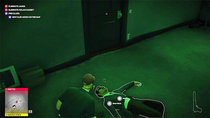 Po tym jak Nolan Cassidy wejdzie/wbiegnie do swojego domu uaktywnij maszynę fumigacyjną - Misje fabularne w Zatoczce Whittleton | Hitman 2 - Hitman 2 - poradnik do gry