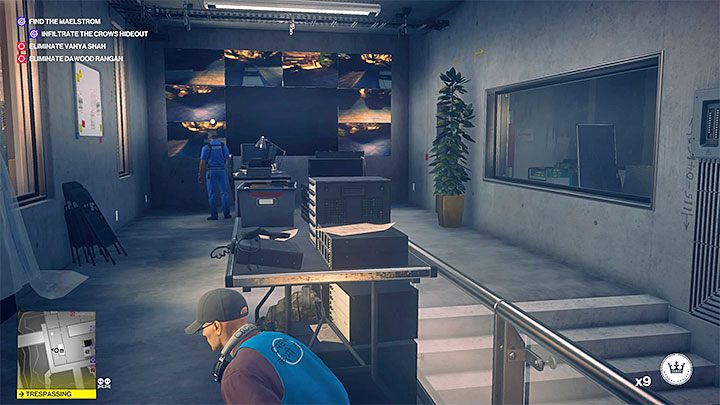 Pierwsze miejsce gdzie możesz sabotować monitoring to poziom 3 wieżowca - Gdzie sabotować monitoring w misji Pościg za zjawą? | Hitman 2 - Hitman 2 - poradnik do gry