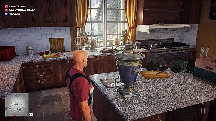 Dotrzyj teraz do kuchni posiadłości Janusa i wsyp truciznę do pokazanego na obrazku wytwornego samowaru - Zamordowanie Janusa w Zatoczce Whittleton | Hitman 2 - Hitman 2 - poradnik do gry