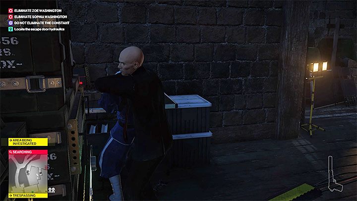 Możesz załączyć radio znalezione w jednym z narożników pomieszczenia - Jak łatwo zdobyć pierwsze przebranie w misji Stowarzyszenie Arki? | Hitman 2 - Hitman 2 - poradnik do gry