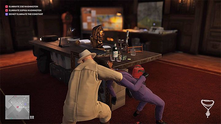 Sophię możesz udusić naszyjnikiem dzięki rozegraniu misji fabularnej Zagadki muzeum - Hitman 2: Wyspa Sgail - wszystkie trofea, lista - Hitman 2 - poradnik do gry