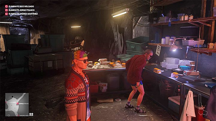 Po wkroczeniu do jaskini przemytników zaczekaj na przybycie Jorge Franco - Zadania fabularne w misji Trzygłowy wąż | Hitman 2 - Hitman 2 - poradnik do gry