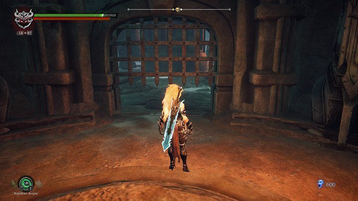 Gdy tylko uderzysz w kryształ, brama zacznie się podnosić - Esencje cz. 2 - Katakumby | Solucja do gry Darksiders 3 - Darksiders 3 - poradnik do gry