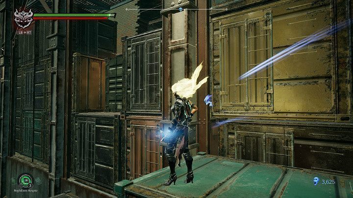 Po wyeliminowaniu pozostałych przeciwników wskocz na większy kontener, a następnie na górę - Zniszczona droga - Darksiders 3 - poradnik do gry