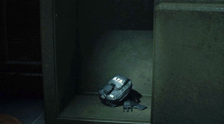 Kombinacja do otwarcia sejfu to 9-15-7 - Jak otworzyć sejf w biurze komisariatu policji (Leon) w Resident Evil 2? - Resident Evil 2 - poradnik do gry