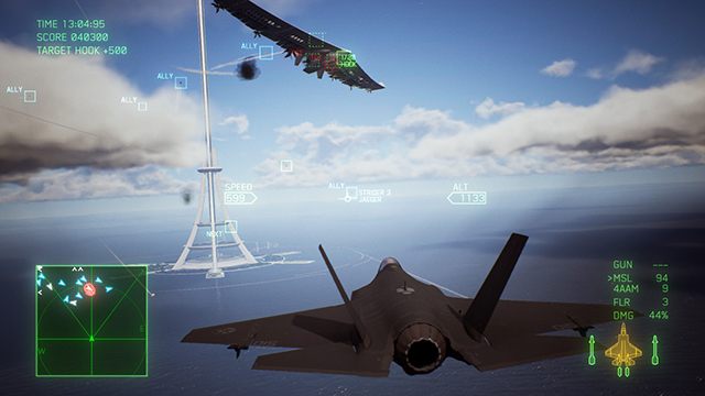 Na końcu odsłoni się jego brzuch z dużym obiektem do zniszczenia o nazwie APS Unit - Jak pokonać bossa Arsenal Bird w Ace Combat 7? - Ace Combat 7 Skies Unknown - poradnik do gry