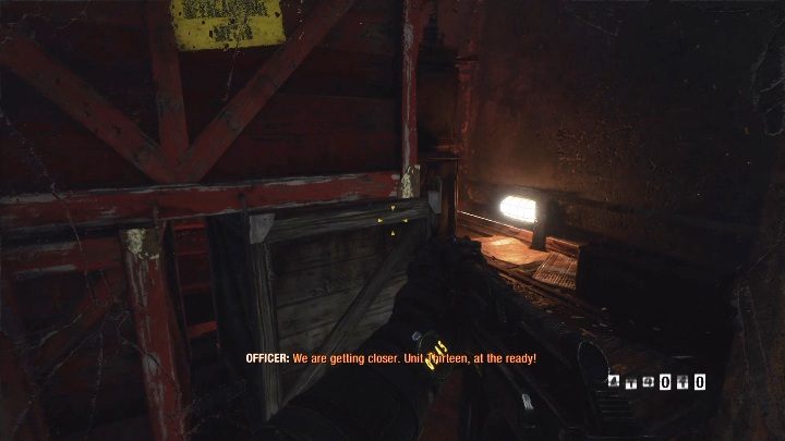 Po przejściu do kolejnego wagonu zobaczysz kilku wrogów - Metro Exodus: Wrogi pociąg, Moskwa - solucja - Metro Exodus - poradnik do gry