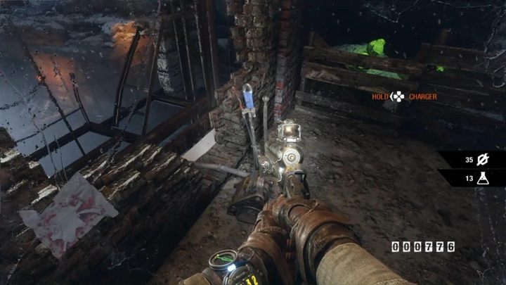 Kieruj się na górę siedziby opryszków - znajdziesz tam dźwignię, która podniesie bramę i umożliwi zaczepienie wagonu - Metro Exodus: Wyprawa po wagon, Wołga - solucja - Metro Exodus - poradnik do gry
