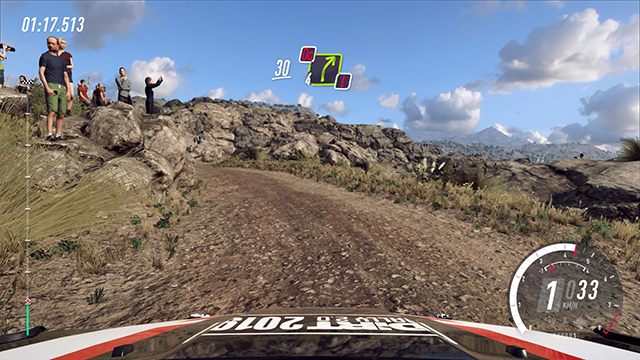 Zakręt w lewo znika za terenową przeszkodą, a pilot mówi już o zakręcie w prawo - rajdowa jazda wymaga myślenia naprzód. - DiRT Rally 2.0: Sterowanie i podstawy jazdy rajdowej - DiRT Rally 2.0 - poradnik do gry