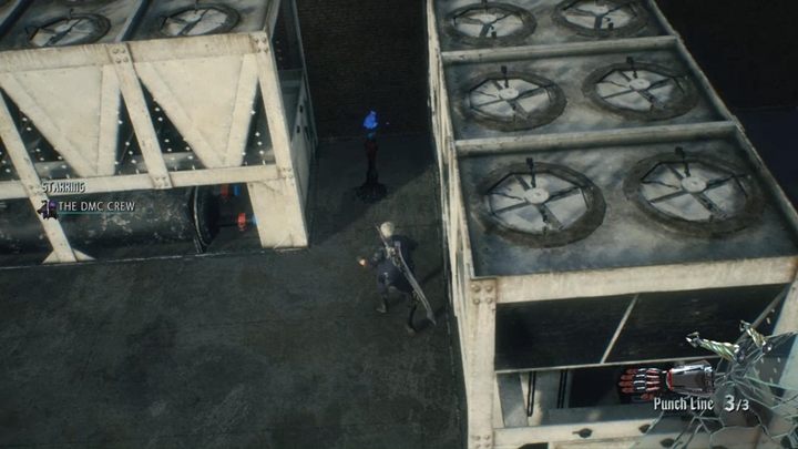 Nim pójdziesz dalej, koniecznie podnieś fragment niebieskiej kuli, który znajdziesz niedaleko wentylacji - Misja 03 - Latający łowca - Solucja Devil May Cry 5 - Devil May Cry 5 - poradnik do gry