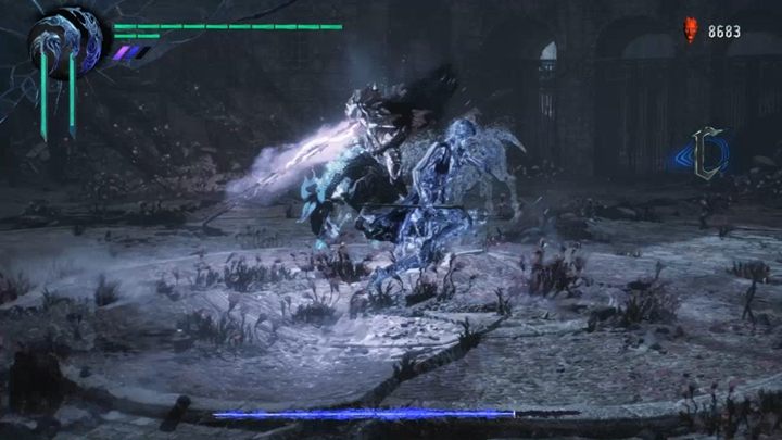 Po pewnym czasie boss zacznie się ładować i świat zacznie przypominać duchowy wymiar - Elder Geryon Knight - Boss w Devil May Cry 5 - Devil May Cry 5 - poradnik do gry