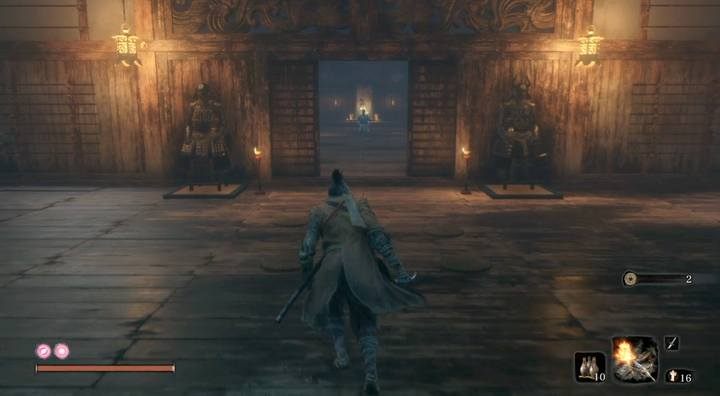 Stojąc przy posążku Dojo Ashiny w górnej wieży, widzisz w sąsiednim pomieszczeniu bossa - Ashina Elite - Jinsuke Saze - Zamek w Ashinie | Solucja Sekiro Shadows Die Twice - Sekiro Shadows Die Twice - poradnik do gry