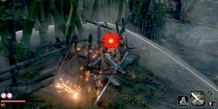 Włócznia rozszczepiająca pozwala na wykonanie ataku cięciem - Wmontowana włócznia | Narzędzia protezy w Sekiro Shadows Die Twice - Sekiro Shadows Die Twice - poradnik do gry