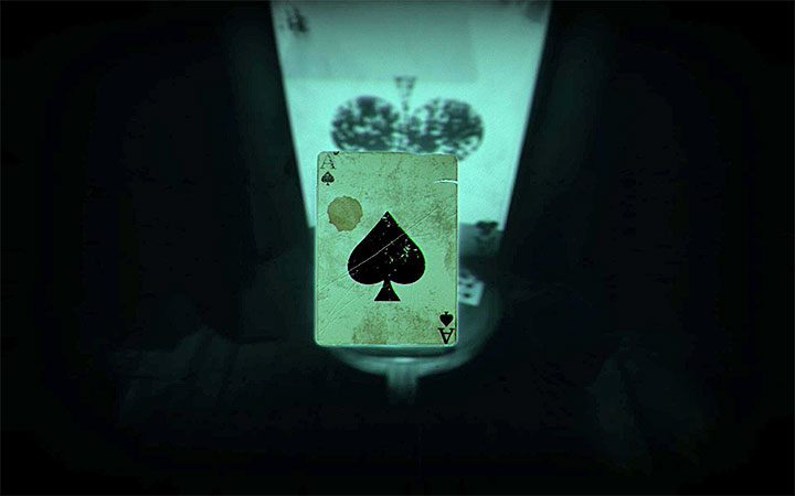 W nowej wersji sypialni podejdź do domku z kart i wejdź w interakcję z nim żeby pozyskać kartę (asa) - Zagadka w sypialni | Rozwiązanie zagadki w Layers of Fear 2 - Layers of Fear 2 - poradnik do gry