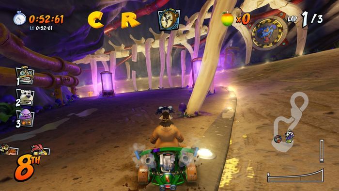 Litera R znajduje się na początku trasy przy pierwszych żółwiach - Tryb CTR Challenge - Crash Team Racing w Crash Team Racing Nitro Fueled - Crash Team Racing Nitro-Fueled - poradnik do gry