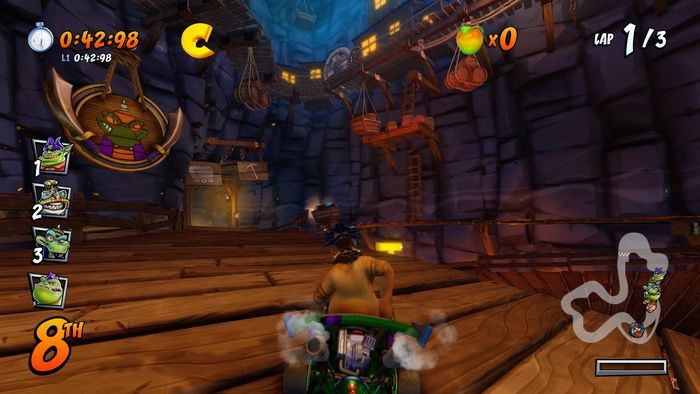 Litera R jest między drewnianymi podporami - Tryb CTR Challenge - Crash Team Racing w Crash Team Racing Nitro Fueled - Crash Team Racing Nitro-Fueled - poradnik do gry