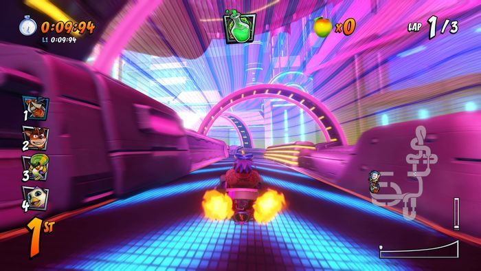 Druga litera jest na pierwszej laserowej przeszkodzie, wyskoczcie z rampy i złapcie ją w locie - Tryb CTR Challenge - Crash Nitro Cart w Crash Team Racing Nitro Fueled - Crash Team Racing Nitro-Fueled - poradnik do gry