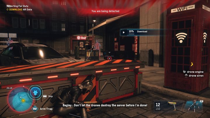 Pobierając dane, po lewej stronie nacierać będą wrogowie - Watch Dogs Legion: Gotowość do służby - solucja, opis przejścia - Watch Dogs Legion - poradnik do gry