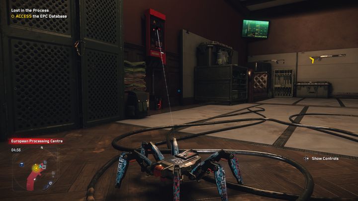 Podejdź pająkobotem do terminala i otwórz drzwi, udaj się do sąsiedniego pomieszczenia i zgraj pliki - Watch Dogs Legion: Zgubiono, znaleziono - solucja, opis przejścia - Watch Dogs Legion - poradnik do gry