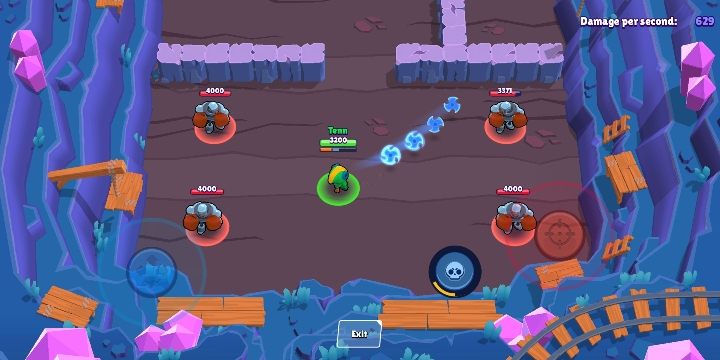 Leon wyrzuca 4 ostrza, które mogą lecieć na daleki zasięg - Leon | Postacie w Brawl Stars - Brawl Stars - poradnik do gry