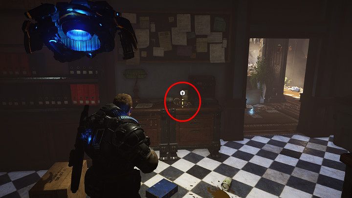 Nieco dalej, na komodzie znajdziesz jeszcze jeden komponent - upewnij się, że wziąłeś go ze sobą - Akt 1 Rozdział 3 - To jest wojna | Solucja Gears 5 - Gears 5 - poradnik do gry