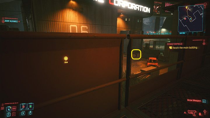 Idź przed siebie, zatrzymując się co jakiś czas za osłoną, by nie wzbudzać podejrzeń - Cyberpunk 2077: Bezład/Disasterpiece - solucja, opis przejścia - Cyberpunk 2077 - poradnik do gry