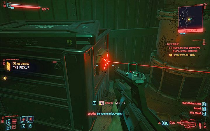 Pierwszy sposób to zwrócenie się w stronę miny i rozbrojenie jej - Cyberpunk 2077: Brick - jak go uwolnić? - Cyberpunk 2077 - poradnik do gry