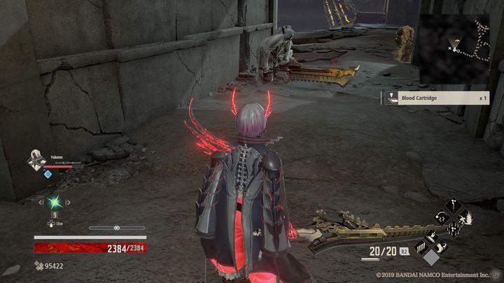 Z lewej strony znajduje się przeciwnik z dwuręcznym mieczem, pilnuje on Rotten Mistle - Provisional Government Outskirts | Solucja Code Vein - Code Vein - poradnik do gry