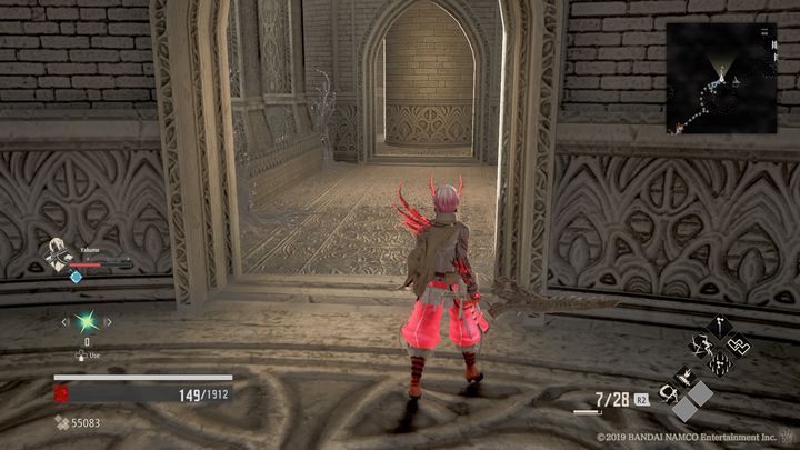 Po lewej stronie znajdziesz drogę, która prowadzi do mini pomieszczenia, za grubą kolumną znajdziesz tam Tomato Oden Sandwich - Cathedral Perimeter | Solucja Code Vein - Code Vein - poradnik do gry