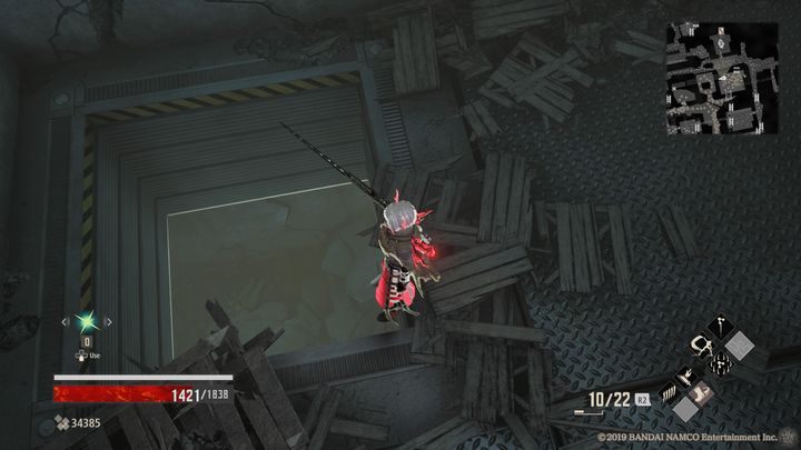Zniszcz drewniane skrzynki i zejdź niżej, wejdź po drabinie i podnieś Queen Steel - Military Storehouse | Solucja Code Vein - Code Vein - poradnik do gry