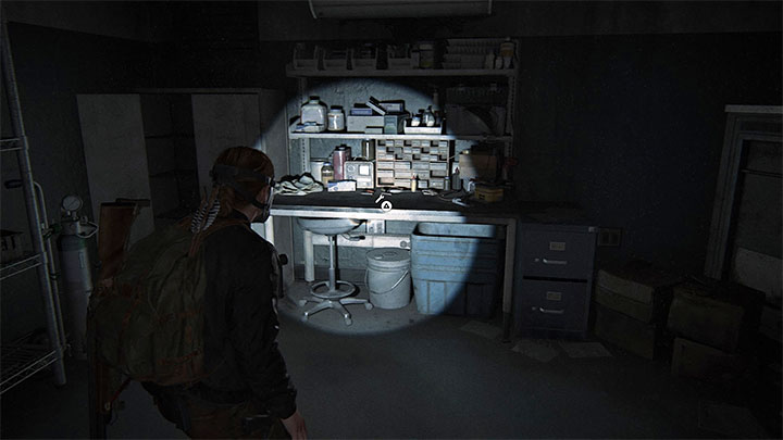 Stół warsztatowy z etapu Epicentrum odnajdziesz tuż po zlokalizowaniu opisanego powyżej dokumentu - The Last of Us 2: Epicentrum / Ground Zero sekrety, znajdźki - The Last of Us 2 - poradnik do gry