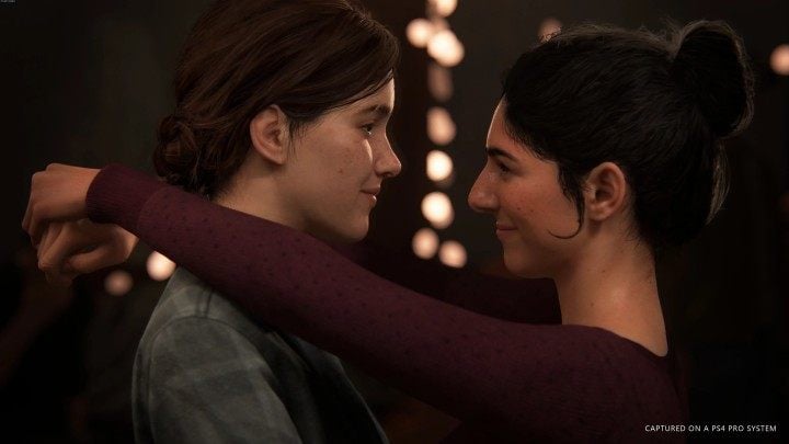 Dina, czyli kobieta, którą łączą bliskie relacje z Ellie, przemawia głosem aktorki Shannon Woodward znanej między innymi z seriali Westworld oraz Raising Hope - The Last of Us 2: Znani aktorzy w grze - The Last of Us 2 - poradnik do gry