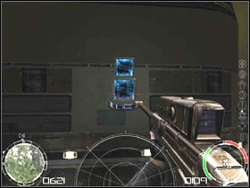 Przechodzimy przez salę do tych drzwi - [Misja 10] Magazyny - cz.3 | Chrome - Chrome - poradnik do gry