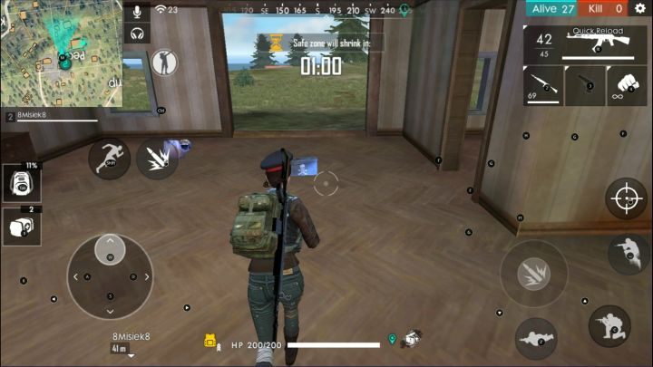 Polegli wrogowie zostawiają swój dobytek wewnątrz skrzynek z nadrukowaną czaszką. - Jak zmieniać ekwipunek w Garena Free Fire? - Garena Free Fire - poradnik do gry
