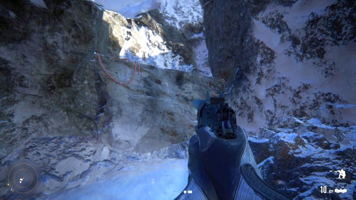 Musisz wdrapać się po tej ścianie, by dostać się nad placówkę wroga. - Forteca Arakchayev (Arakchayev Fortress) | Solucja Sniper Ghost Warrior Contracts - Sniper Ghost Warrior Contracts - poradnik do gry