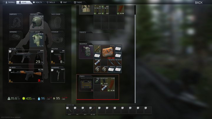 W bezpiecznych kontenerach nie zmieścisz wielu przedmiotów, ale otrzymujesz gwarancję ich zachowania. - Jak nie tracić przedmiotów po śmierci w Escape from Tarkov? - Escape from Tarkov - poradnik do gry