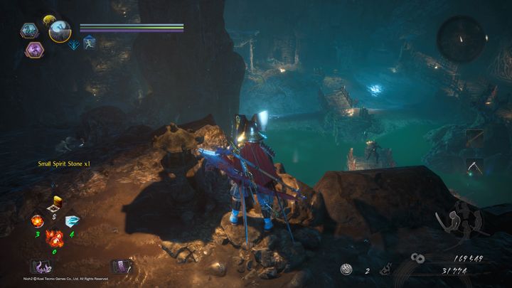 Idź przed siebie na dół, uważaj jednak na 2 Gaki, jeden żeruje sobie na powierzchni, natomiast drugi zwisa przy krawędzi - Sanktuarium żmii | Solucja NiOh 2 - NiOh 2 - poradnik do gry